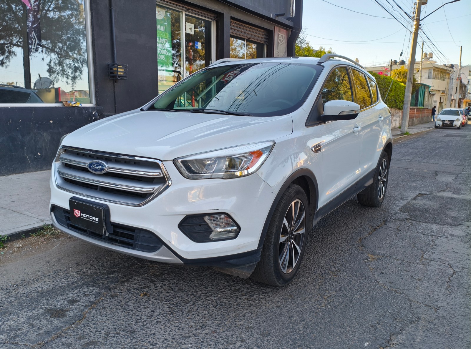 Ford  Escape 2017 Titanium