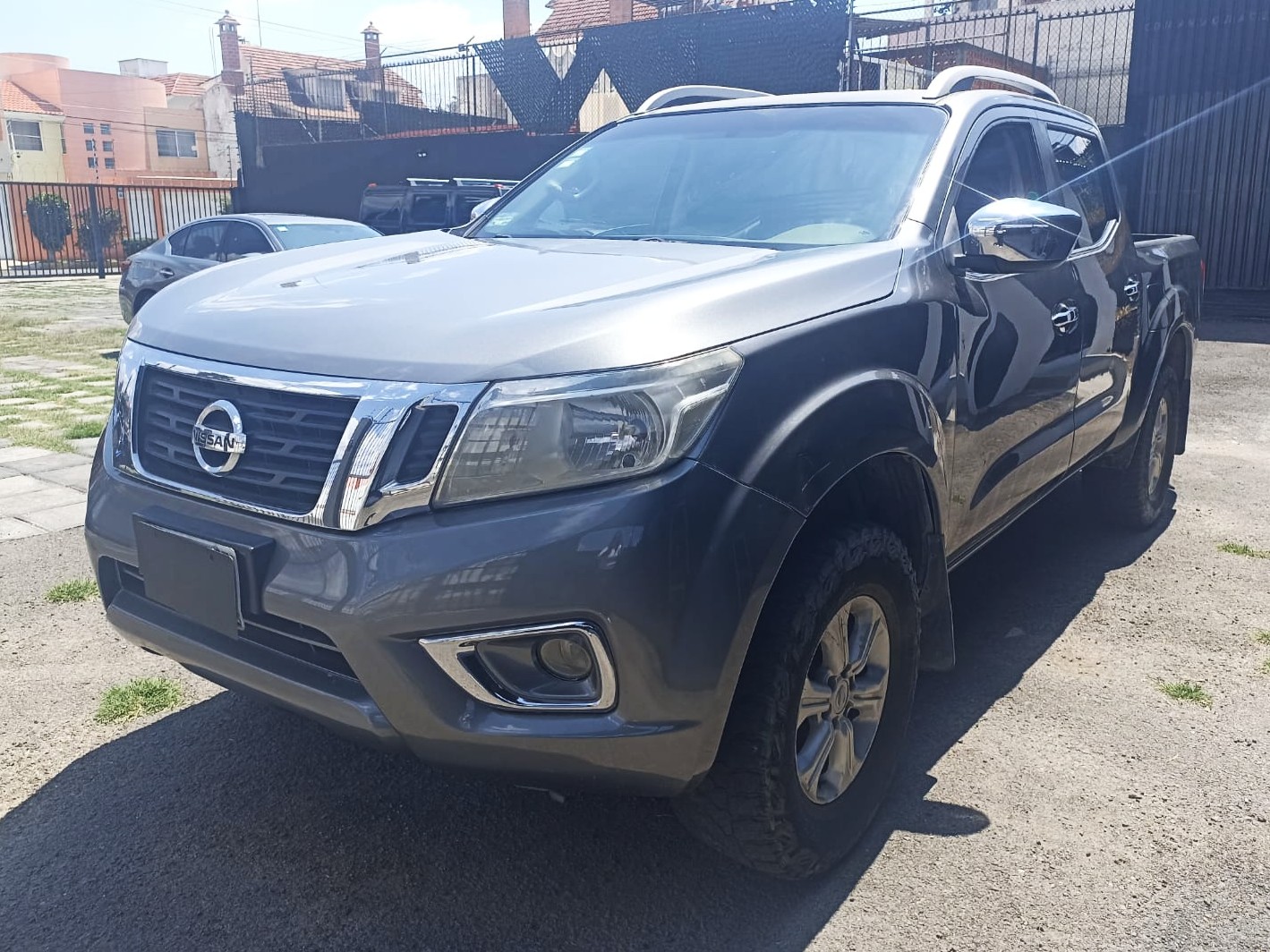 Nissan NP 300 Frontier 2018 LE
